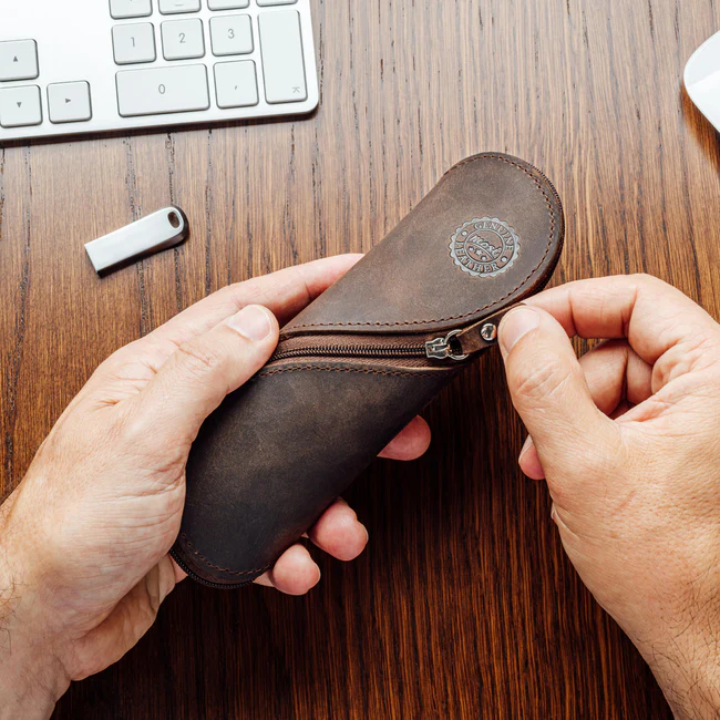 کیف عینک چرم مدل SILVA Glass Bag31