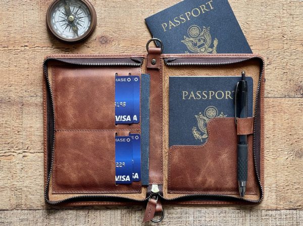 کیف پاسپورت چرم | مدل SILVA Passport Bag23