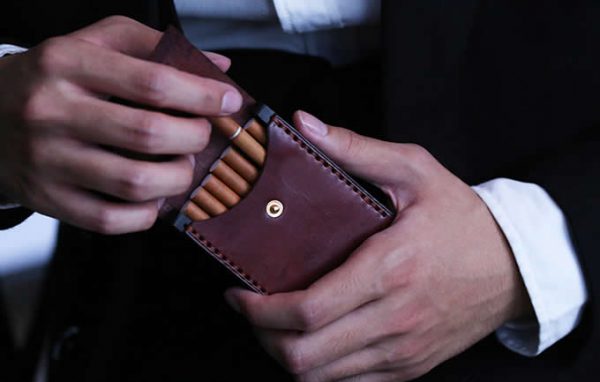 کیف چرمی مخصوص سیگار مدل SILVA CIGARETTE14)